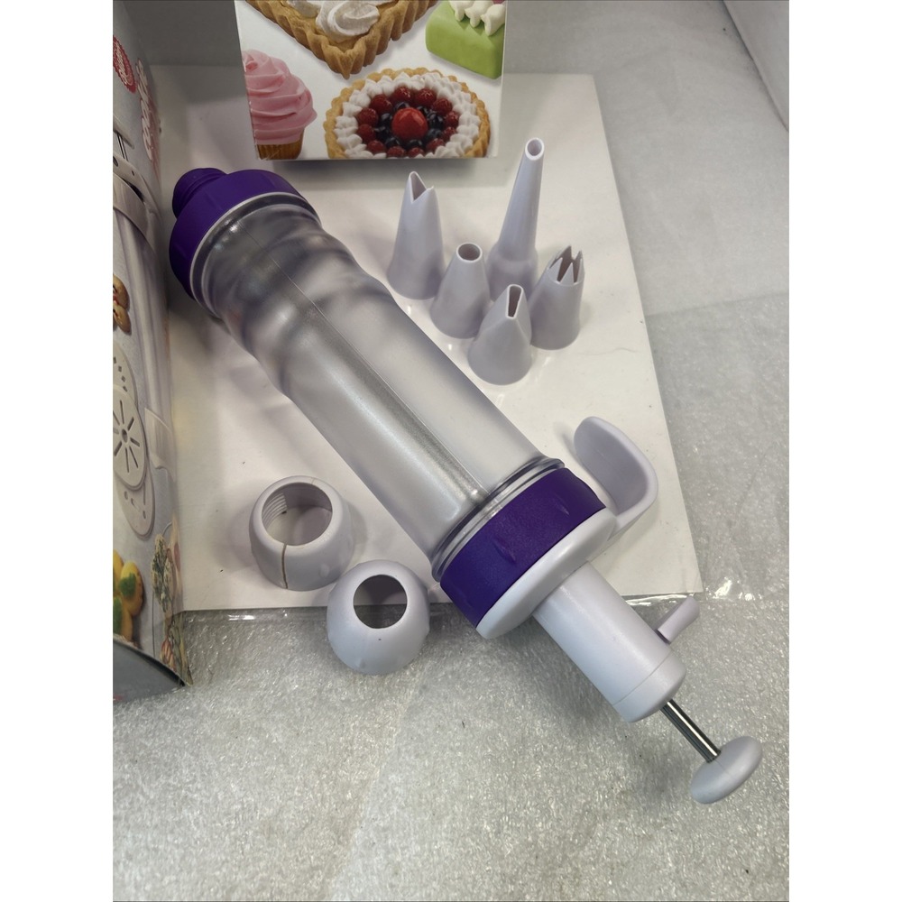 Wilton Cookie Max Cookie‎ Press And Dessert Decorator Plus Read - Picture 3 of 8